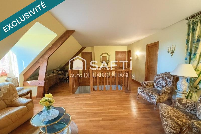 Maison - 225 m² - 10 pièces