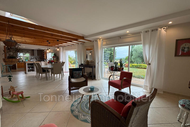 Maison - 170 m² - 5 pièces