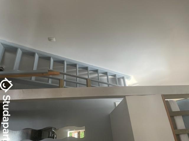 Chambre - 9 m² - 1 pièce