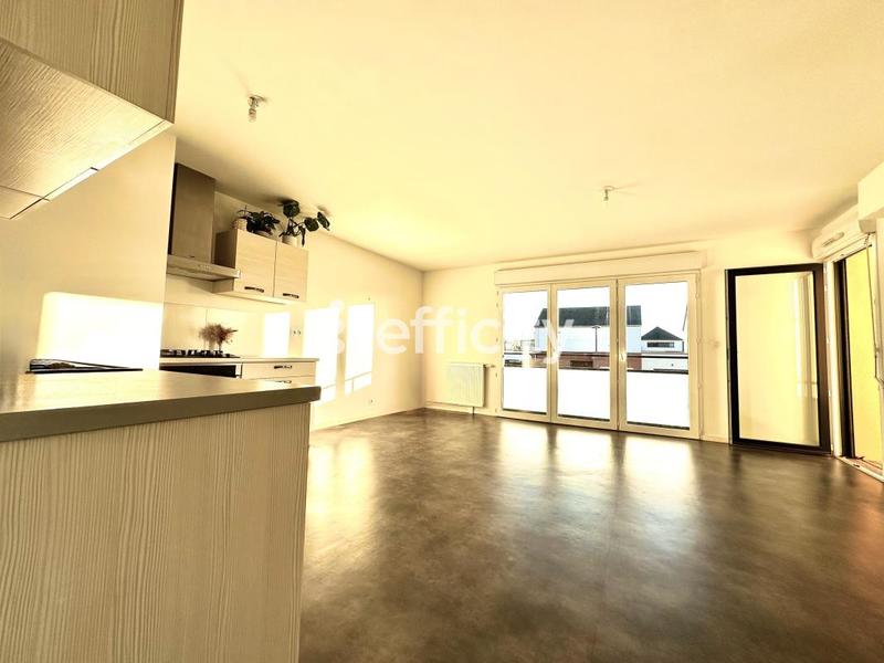 Appartement - 80 m² - 4 pièces