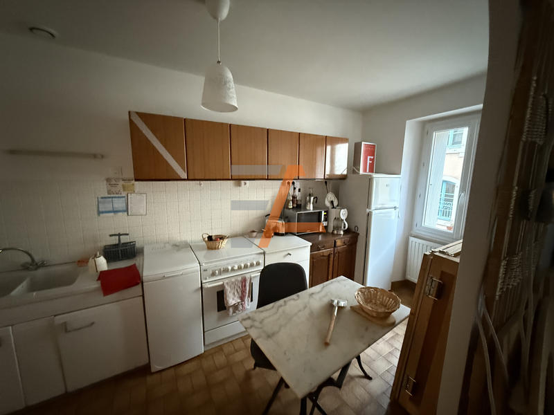 Maison de village - 250 m² - 6 pièces