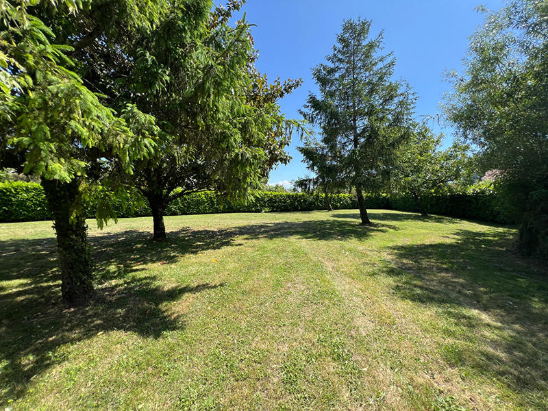 Maison - 306 m² - 11 pièces