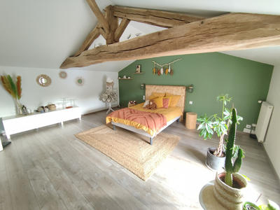 Maison - 205 m² - 6 pièces