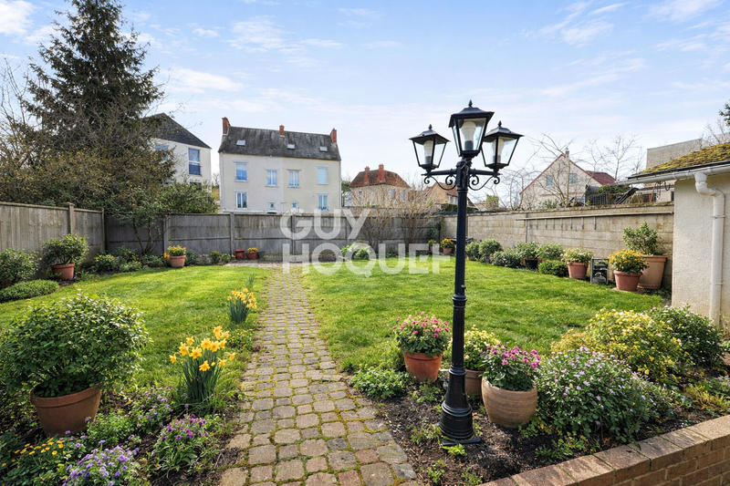 Maison - 113 m² - 6 pièces