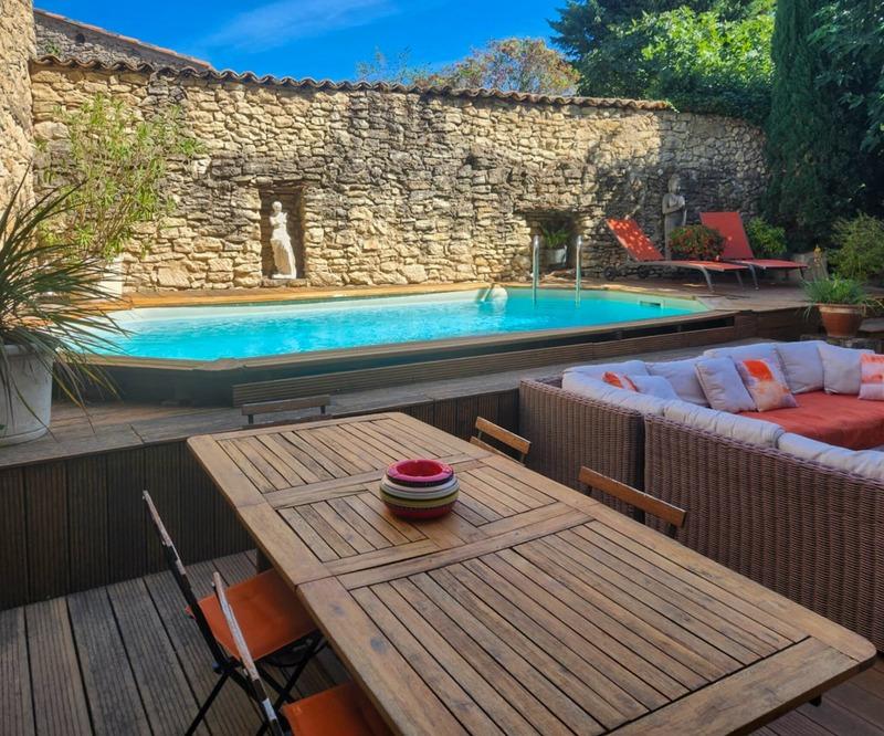 Maison - 210 m² - 7 pièces