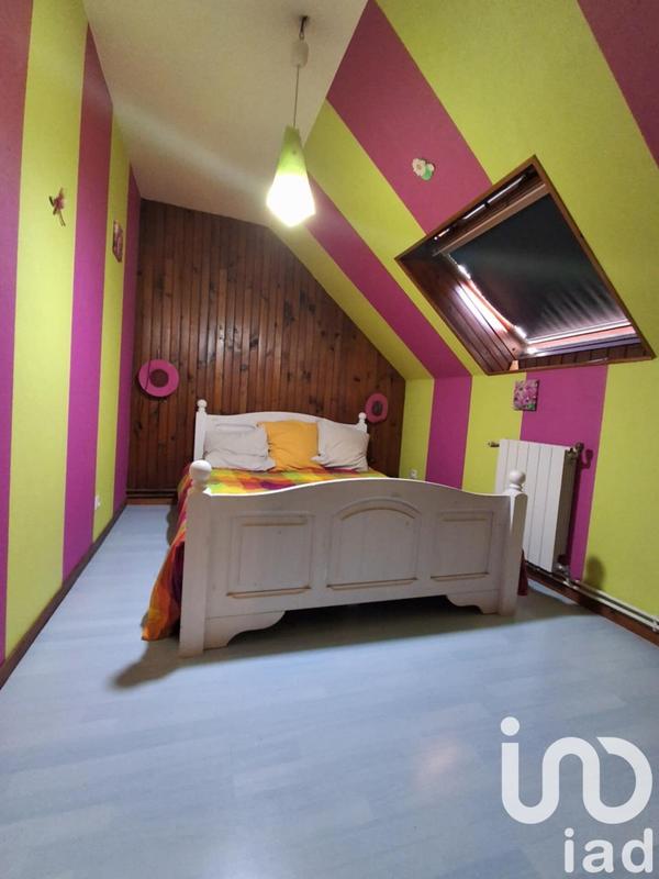 Maison - 184 m² - 9 pièces