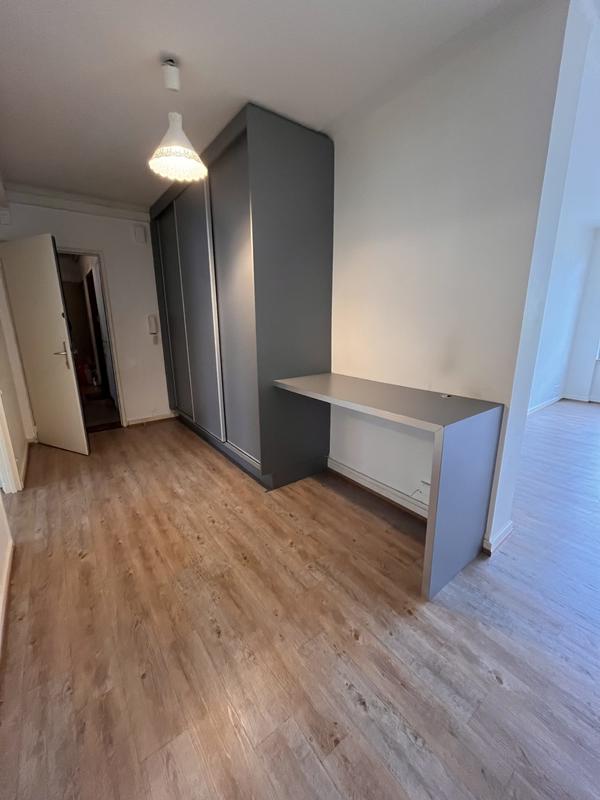 Appartement - 83 m² - 3 pièces