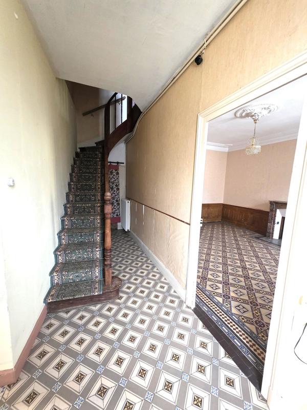 Maison - 150 m² - 6 pièces