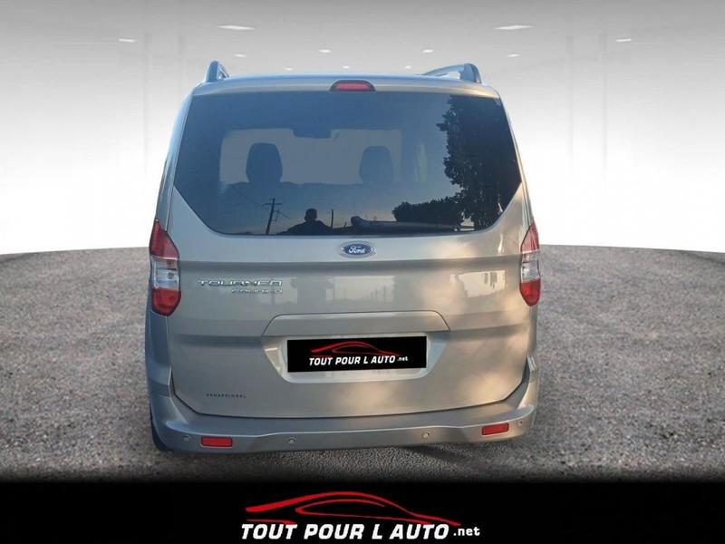 Ford Tourneo Courier 1.5 TDCi 75 Ambiente