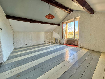 Maison - 96 m² - 4 pièces
