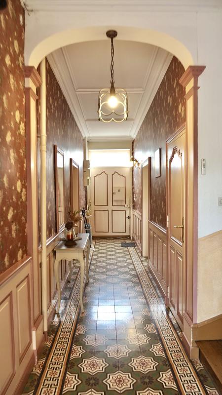 Maison - 245 m² - 11 pièces