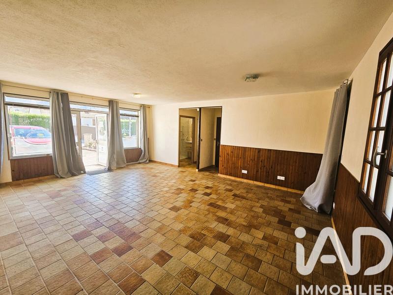 Maison - 136 m² - 3 pièces