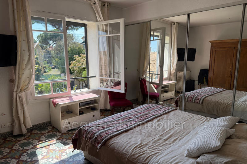 Maison - 272 m² - 6 pièces