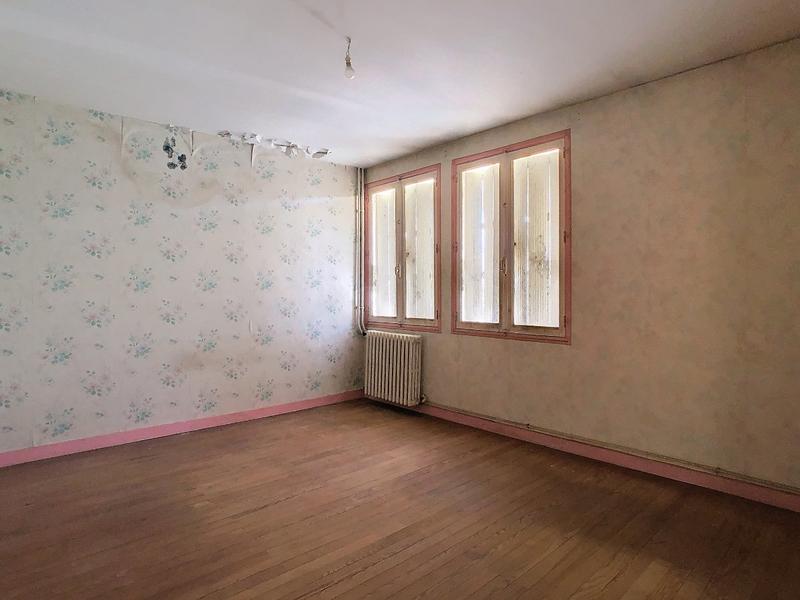 Immeuble - 272 m² - 16 pièces