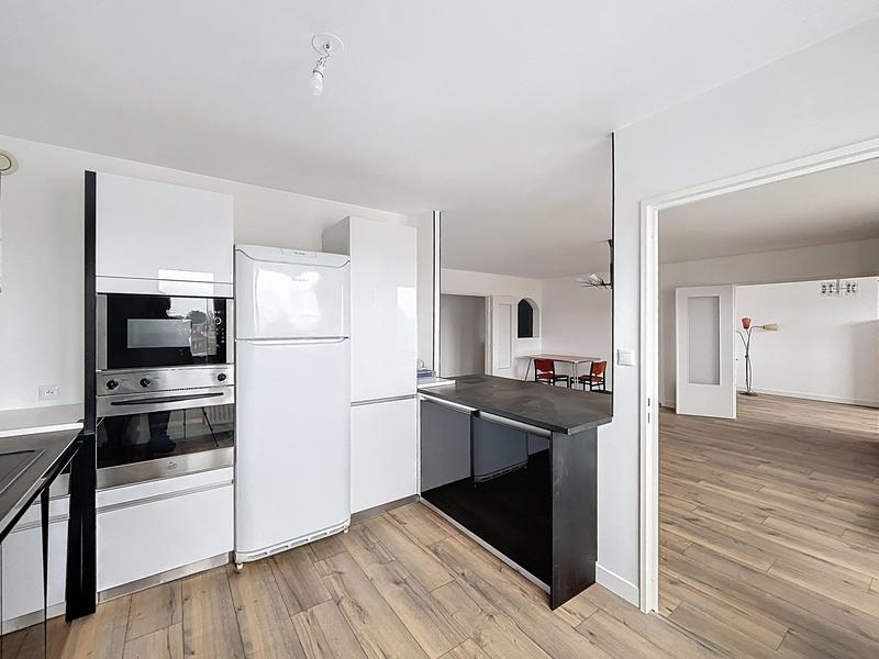 Appartement - 102 m² - 4 pièces