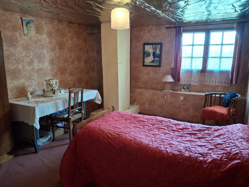 Maison traditionnelle - 243 m² - 9 pièces