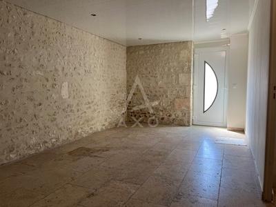 Maison - 220 m² - 6 pièces