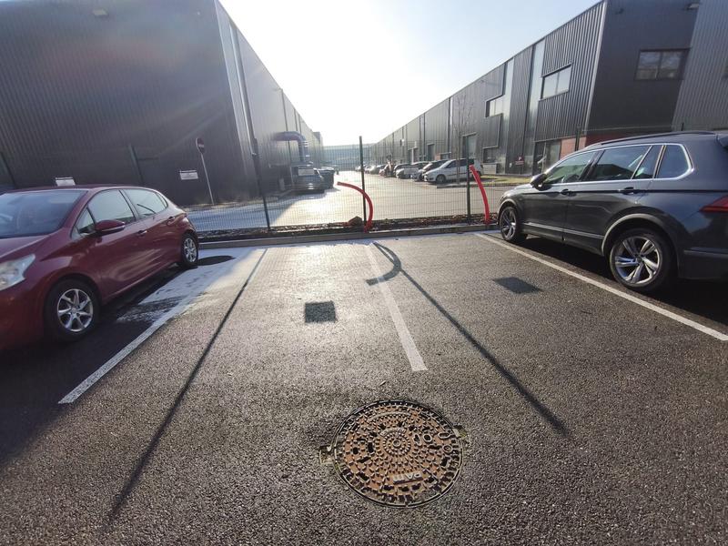 Entrepôt - 120 m² - 2 pièces