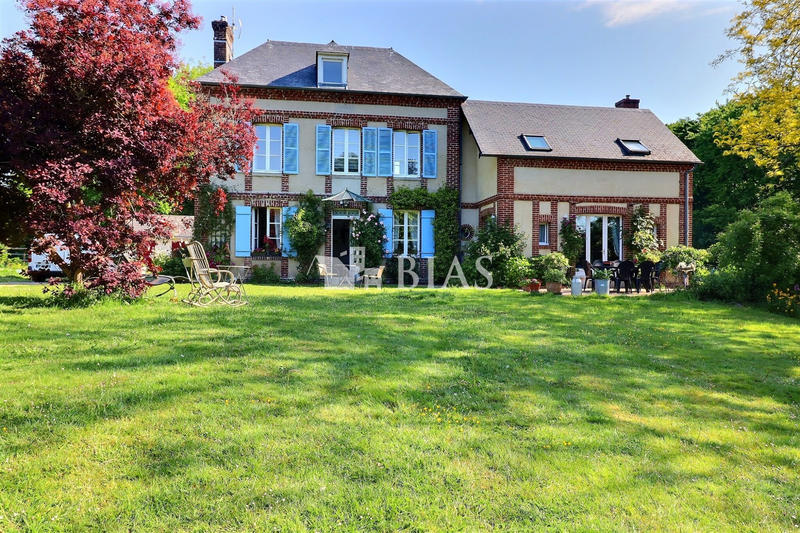 Maison - 152 m² - 6 pièces