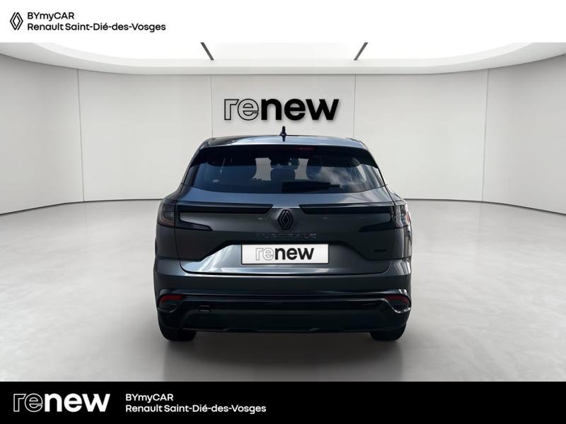 Renault Austral E-Tech hybrid 200 Evolution