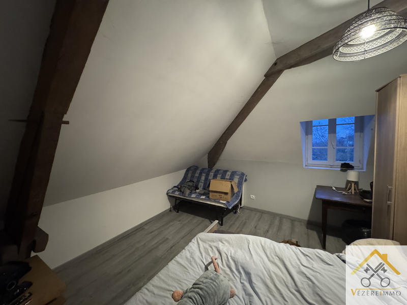 Maison - 181 m² - 8 pièces