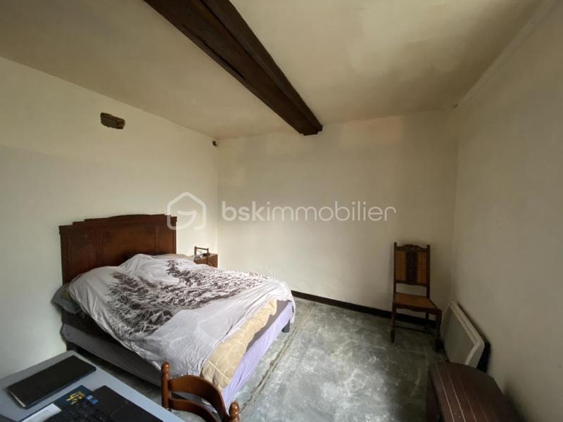 Maison ancienne - 140 m² - 3 pièces