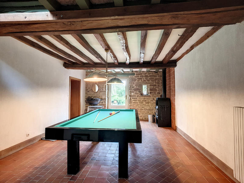 Maison - 340 m² - 10 pièces