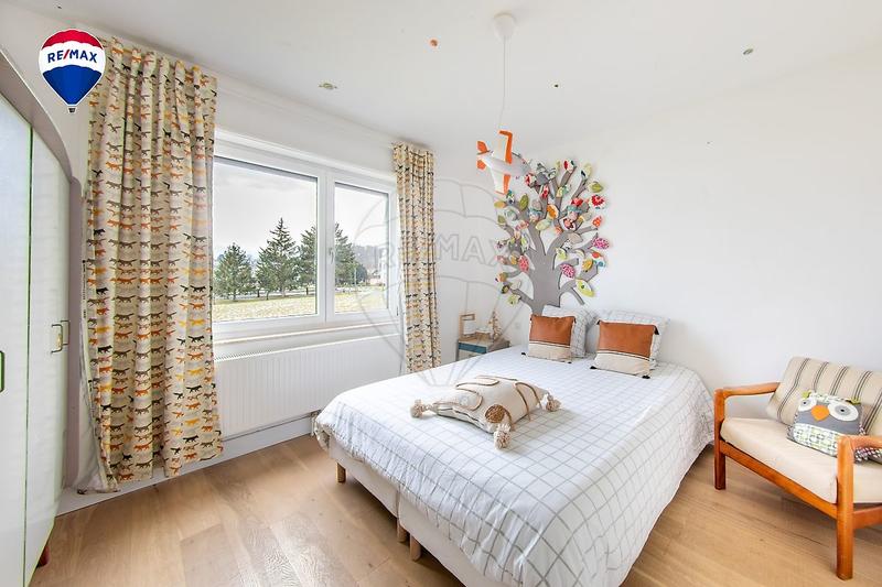 Maison d'architecte - 217 m² - 7 pièces