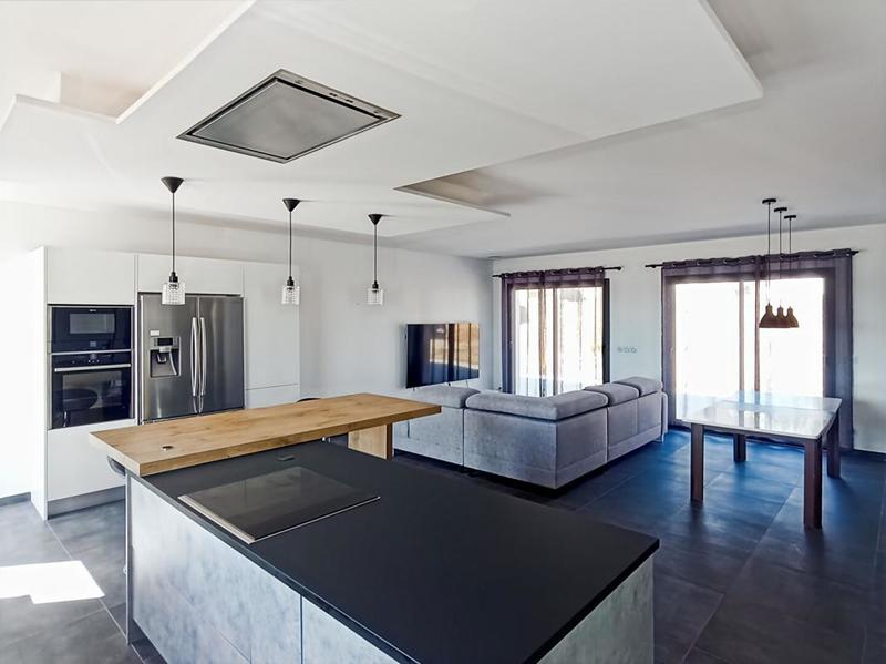 Maison - 195 m² - 6 pièces