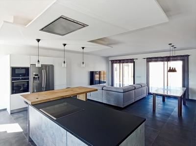 Maison - 195 m² - 6 pièces