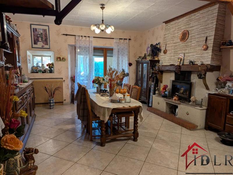 Maison de village - 180 m² - 8 pièces