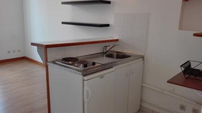 Studio - 25 m² - 1 pièce