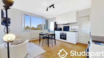 Chambre - 12 m² - 1 pièce