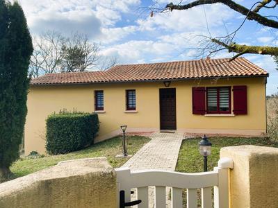 Maison traditionnelle - 125 m² - 4 pièces