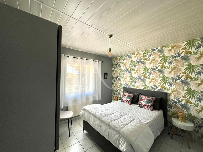 Maison - 99 m² - 5 pièces