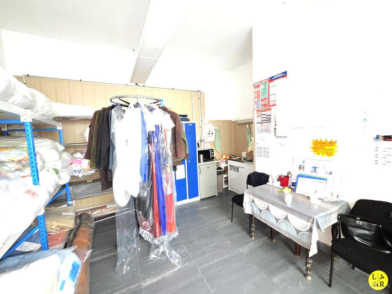 Local commercial - 119 m²