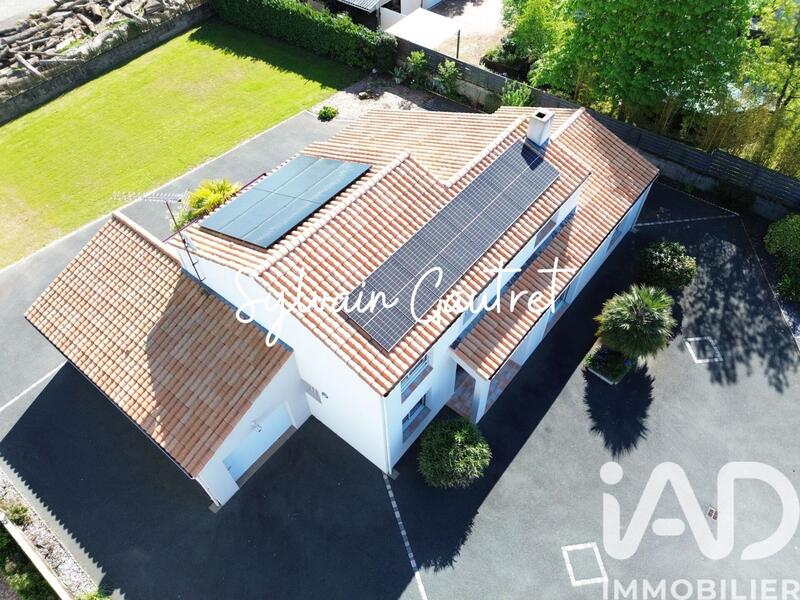 Maison - 140 m² - 7 pièces