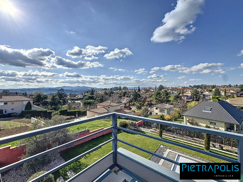 Maison contemporaine - 322 m² - 8 pièces