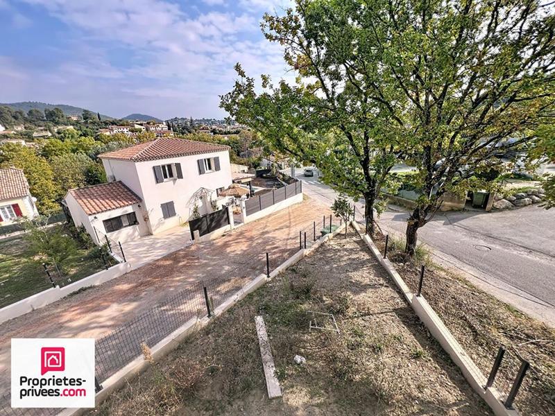 Villa - 100 m² - 4 pièces