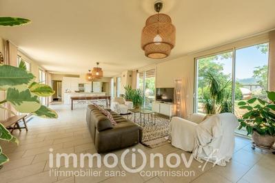 Maison d'architecte - 180 m² - 5 pièces