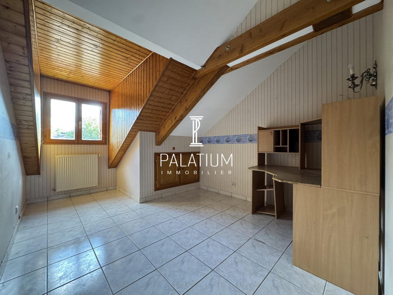 Maison traditionnelle - 129 m² - 6 pièces