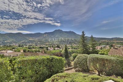 Maison - 178 m² - 7 pièces