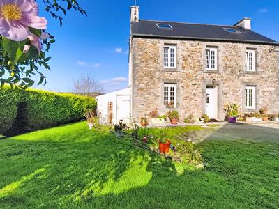 Corps de ferme - 104 m² - 6 pièces