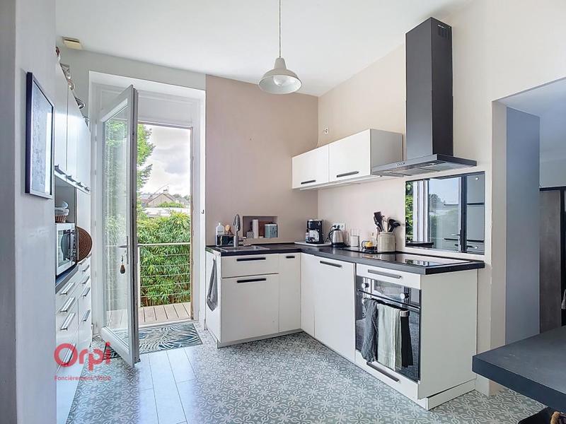 Maison - 93 m² - 4 pièces