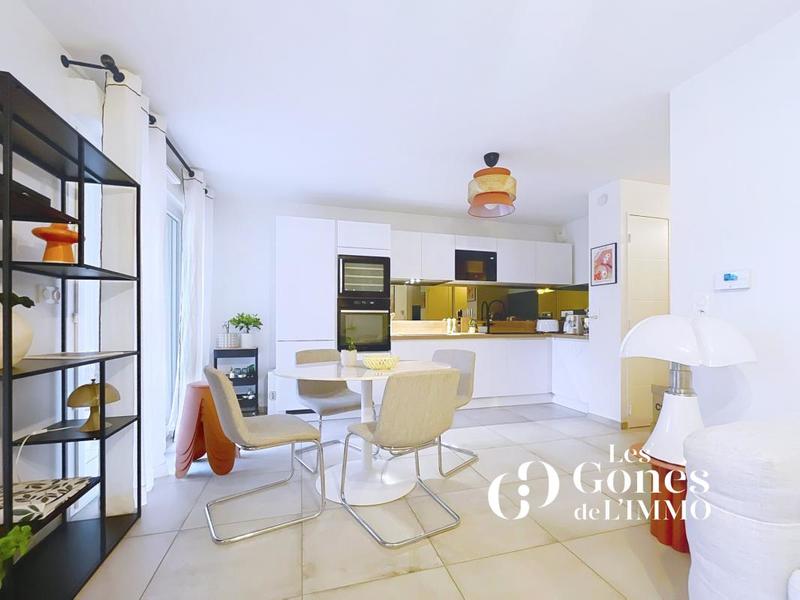 Appartement - 49 m² - 2 pièces