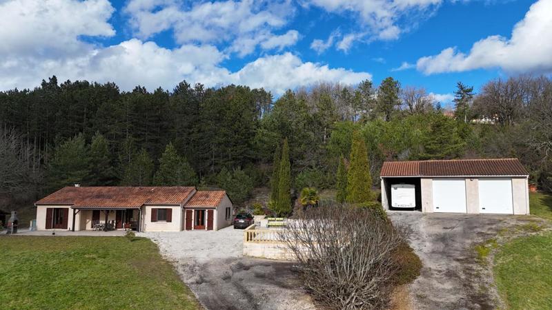 Maison - 130 m² - 6 pièces