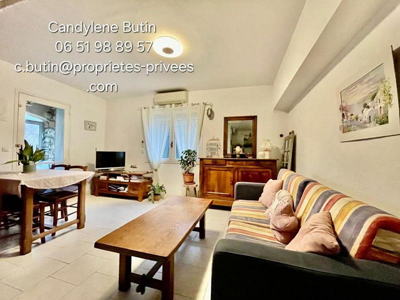 Maison - 176 m² - 7 pièces