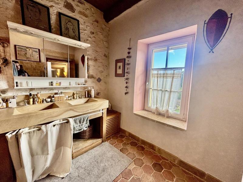 Mas - 292 m² - 7 pièces