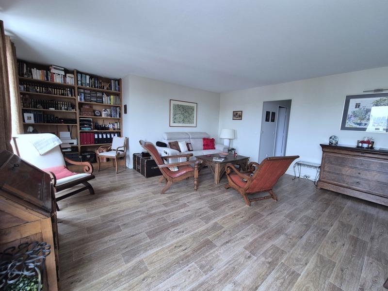 Appartement - 81 m² - 3 pièces