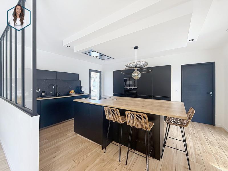 Maison contemporaine - 145 m² - 5 pièces